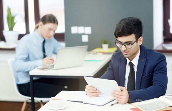 4 Exclusive Tips to Start a Career in Tax Services