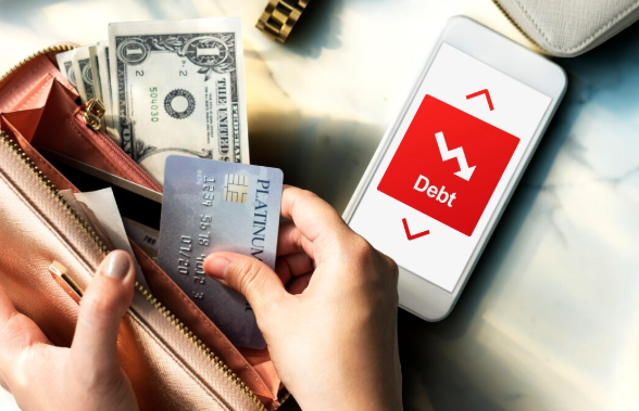 Pros and Cons of Combining Multiple Debts into One Payment